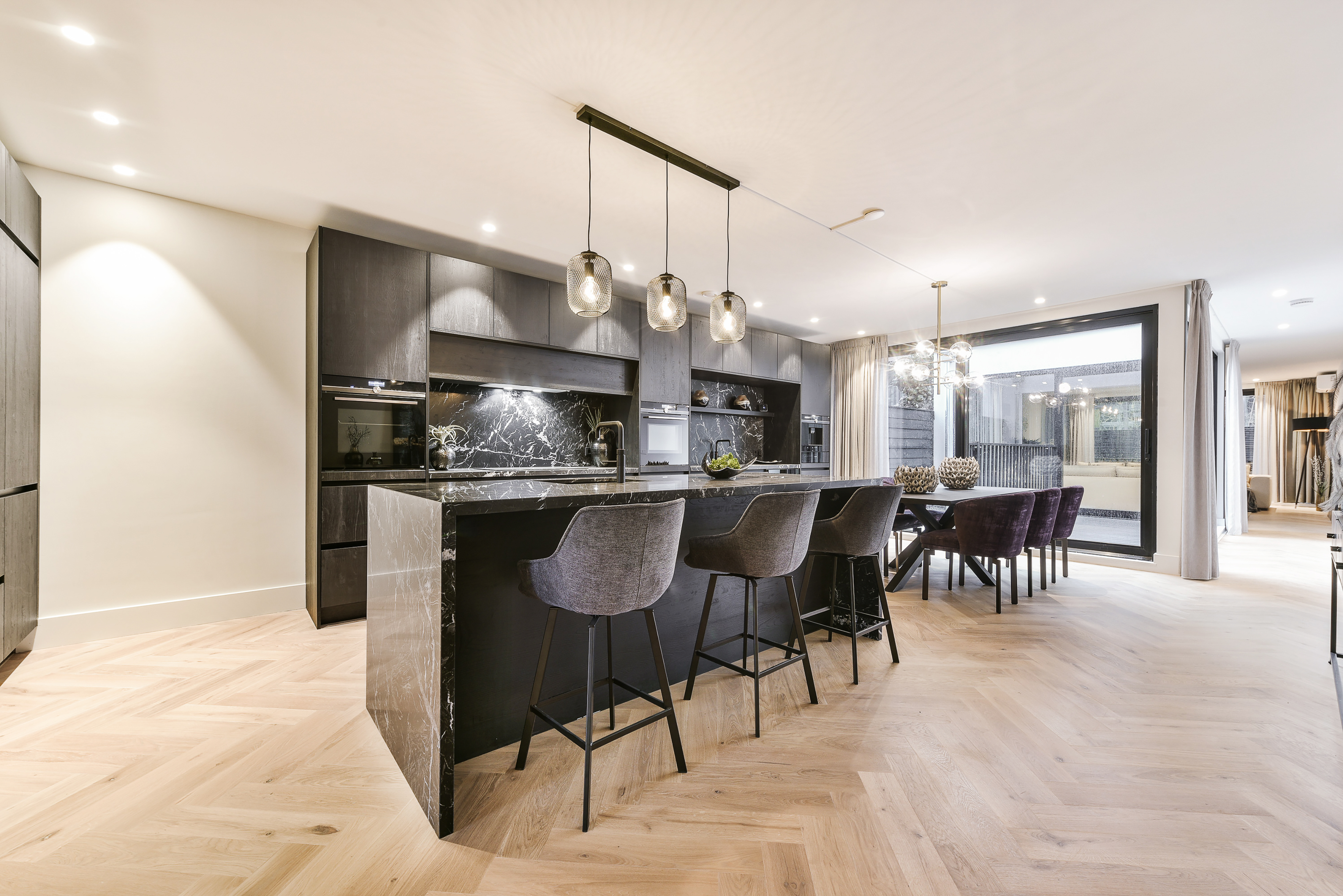 Luxury Kitchen We are proud to be the number one in the area: East Coast, East East Coast, Natomas, Pocket, Carmichael, Rancho Cordova, Gold River, Elk Grove, Fair Oaks, Antelope, Folsom, El Dorado Hills, Roseville, Granite Bay, Rocklin.