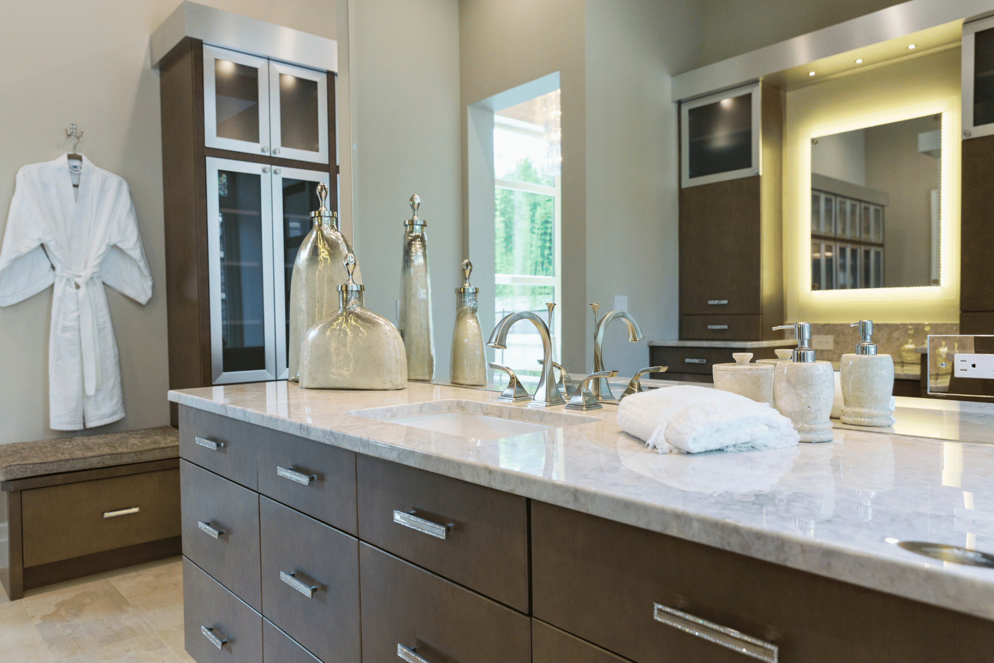 bathroom Professional bedroom and bathroom cleaning service